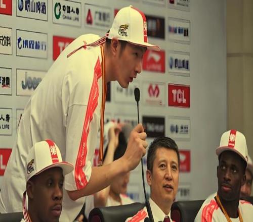 利物浦欧冠,轮以,击败阿贾克,千亿体育官网,APP下载,注册领彩金,官方网站,网站入口