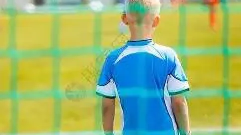 周星驰前女友公开诉讼，揭露英语恋情细节